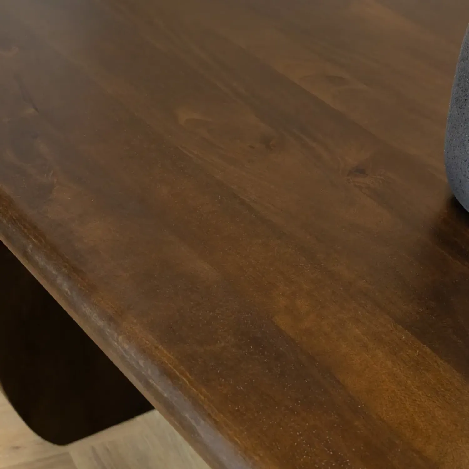 Mysons Eettafels|Tobias Eetkamertafel Walnoot 200cm