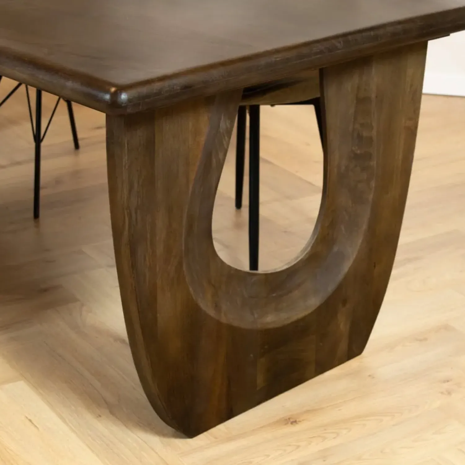 Mysons Eettafels|Tobias Eetkamertafel Walnoot 280cm