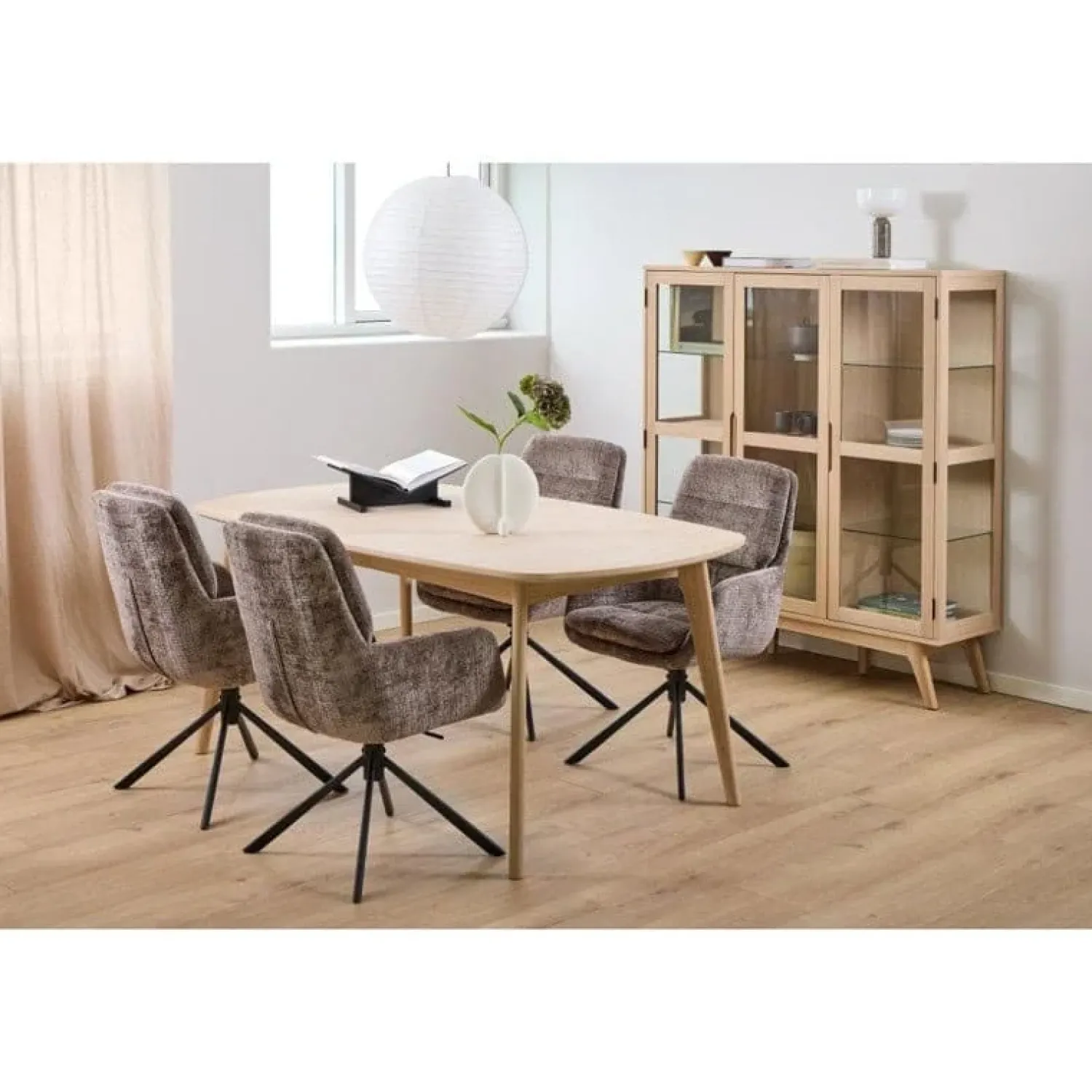 Nordhavn Vitrinekasten|Industriele Kasten|Tuvra Vitrinekast Laag Naturel Eiken 140cm