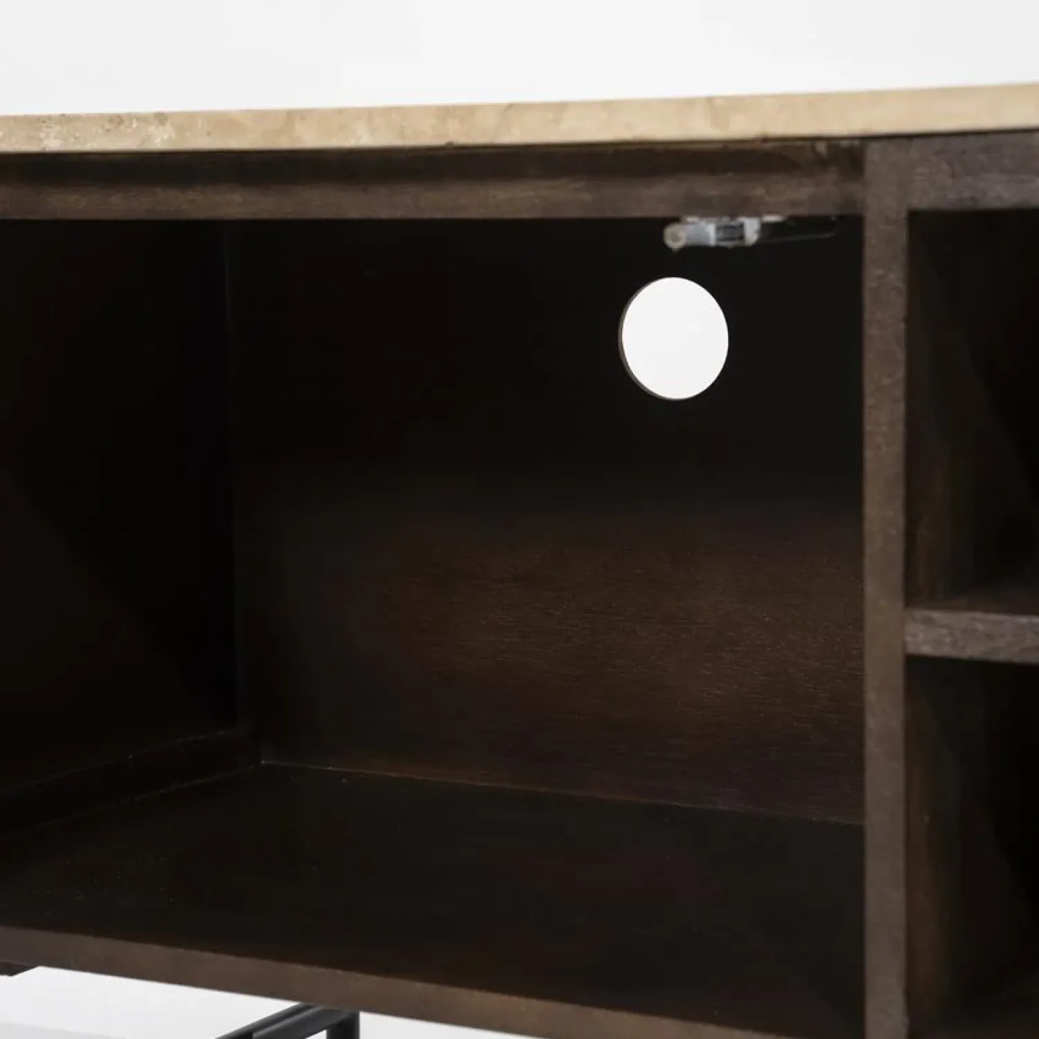Eleonora Industriele Kasten|Tv Meubels|TV meubel Lio mangohout 3 deurs 200cm