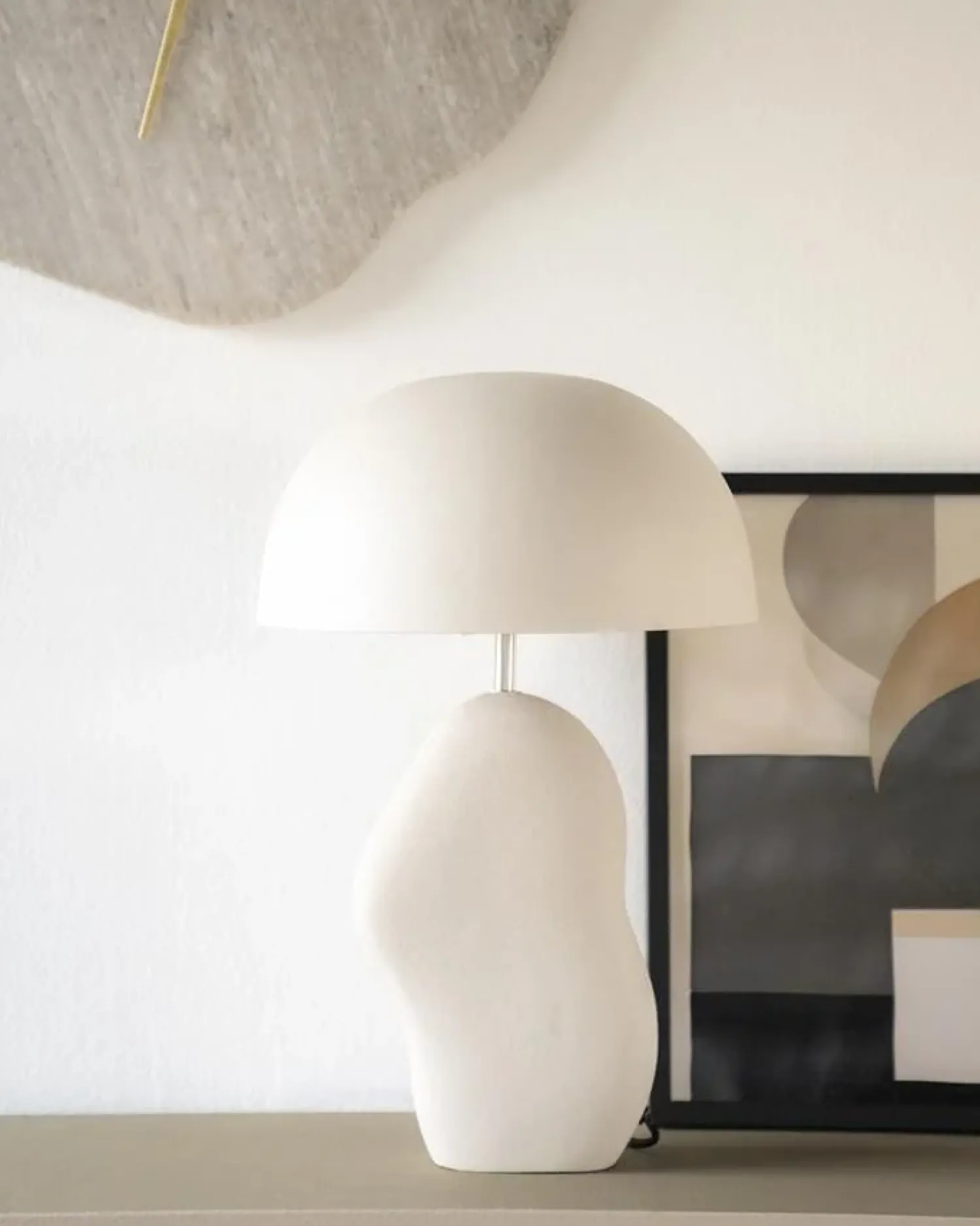 By Boo Tafellampen|Uzo 1-lichts Tafellamp beige