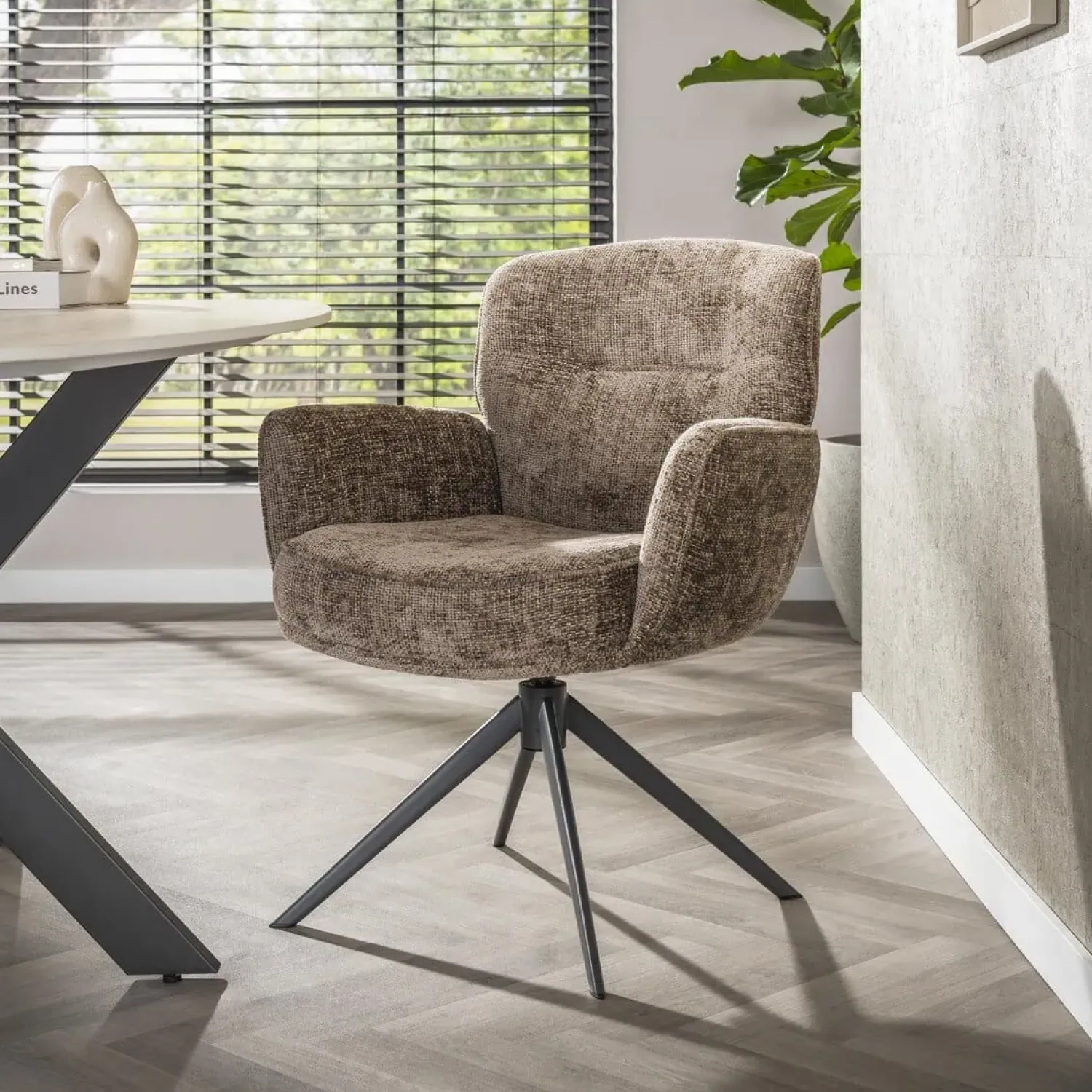Kalfort Eetkamerstoelen|Vito Eetkamerstoel hoven Champagne
