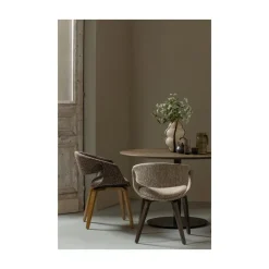 WOOOD Eetkamerstoelen|Yossi Eetkamerstoel bruin met houten poot naturel